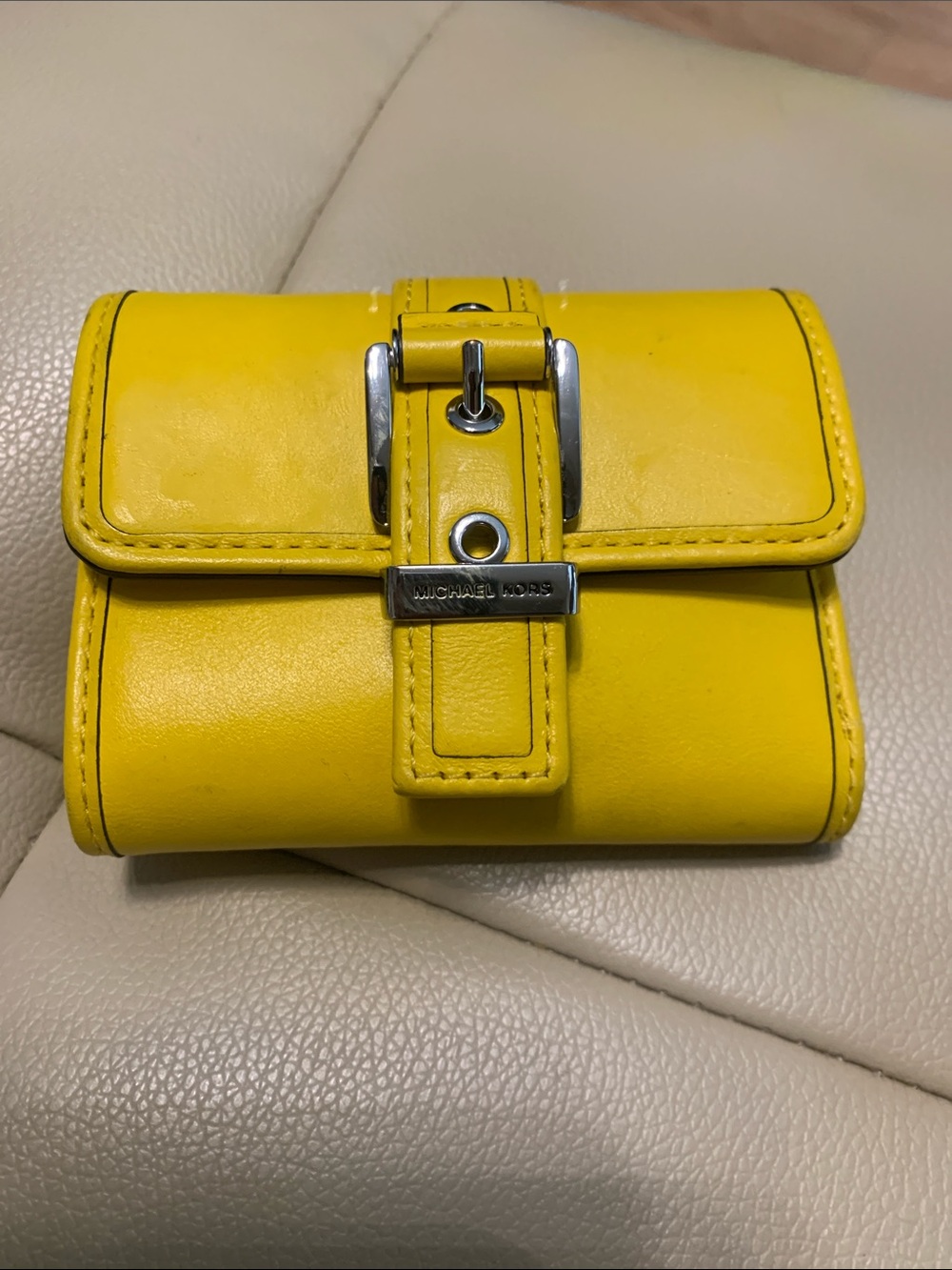Michael Kors Bright Yellow Leather Buckle Compact Wallet - Picture 1 of 5